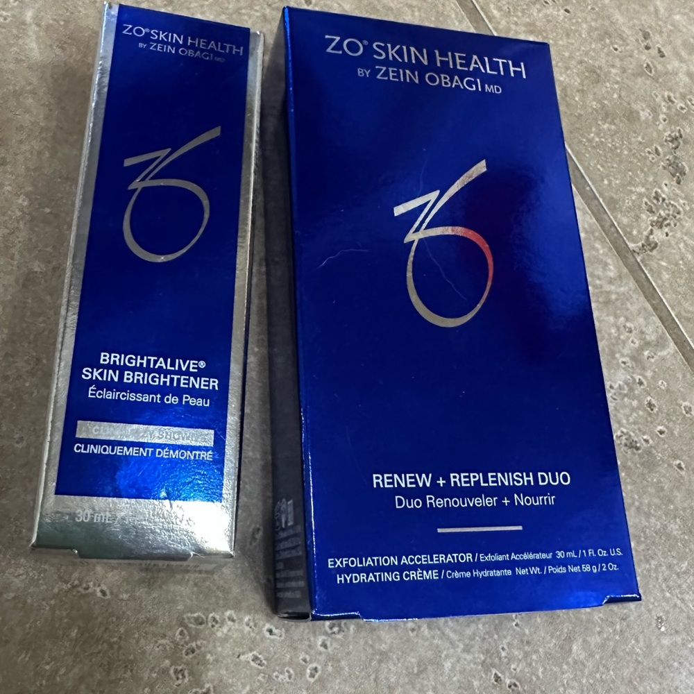Bundle. Brightalive exfoliation accelerator, and hydrating crème